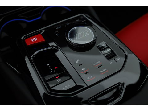 BMW 5 Serie M5 585pk | Keramisch | Driving Assistant pro. | Carbon | M Driver's pack | B&W