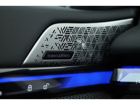 BMW 5 Serie M5 585pk | Keramisch | Driving Assistant pro. | Carbon | M Driver's pack | B&W