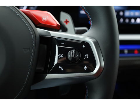 BMW 5 Serie M5 585pk | Keramisch | Driving Assistant pro. | Carbon | M Driver's pack | B&W