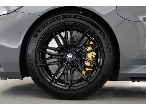 BMW 5 Serie M5 585pk | Keramisch | Driving Assistant pro. | Carbon | M Driver's pack | B&W