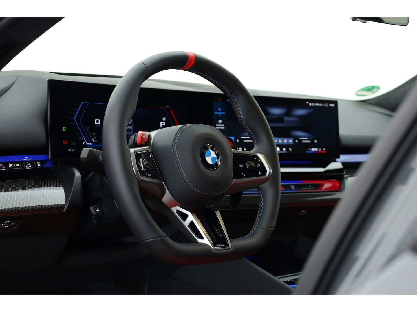 BMW 5 Serie M5 585pk | Keramisch | Driving Assistant pro. | Carbon | M Driver's pack | B&W