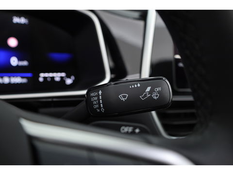 Volkswagen T-Roc Cabrio 1.5 TSI R-Line DSG | Navi | Stoel- Stuurverw. | IQ. Light | Travel Assist | Dodehoekdet.