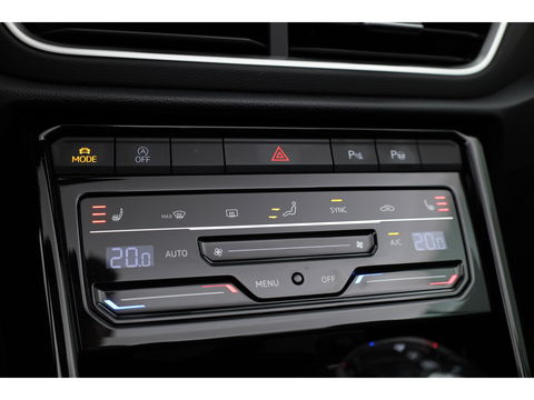 Volkswagen T-Roc Cabrio 1.5 TSI R-Line DSG | Navi | Stoel- Stuurverw. | IQ. Light | Travel Assist | Dodehoekdet.