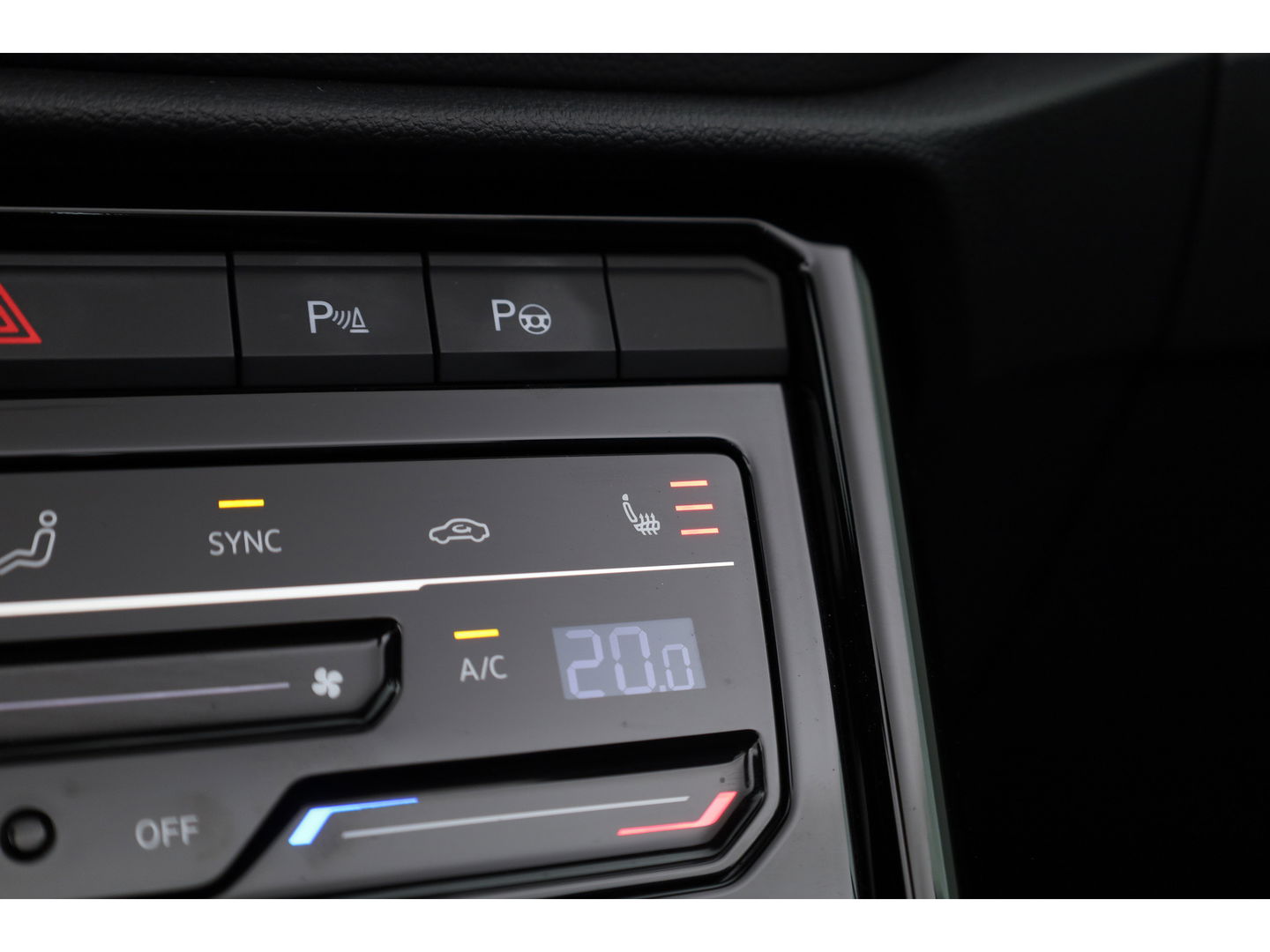 Volkswagen T-Roc Cabrio 1.5 TSI R-Line DSG | Navi | Stoel- Stuurverw. | IQ. Light | Travel Assist | Dodehoekdet.