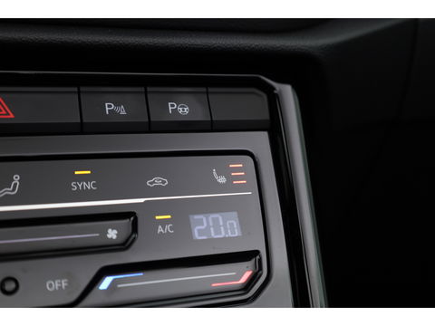 Volkswagen T-Roc Cabrio 1.5 TSI R-Line DSG | Navi | Stoel- Stuurverw. | IQ. Light | Travel Assist | Dodehoekdet.