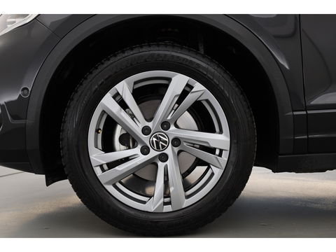 Volkswagen T-Roc Cabrio 1.5 TSI R-Line DSG | Navi | Stoel- Stuurverw. | IQ. Light | Travel Assist | Dodehoekdet.