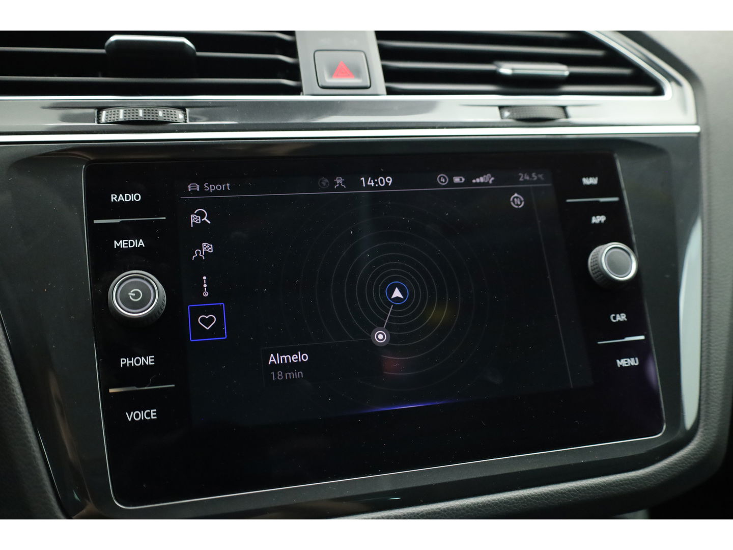 Volkswagen Tiguan 1.5 TSI DSG 150pk | Navi | Camera | Travel Assist | Stoel- Stuurverw. | Dodehoekdet.