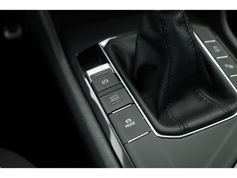 Volkswagen Tiguan 1.5 TSI DSG 150pk | Navi | Camera | Travel Assist | Stoel- Stuurverw. | Dodehoekdet.
