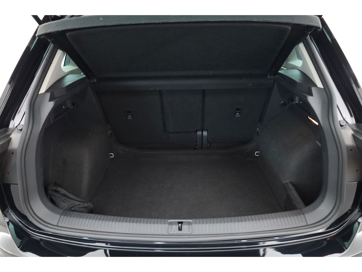Volkswagen Tiguan 1.5 TSI DSG 150pk | Navi | Camera | Travel Assist | Stoel- Stuurverw. | Dodehoekdet.