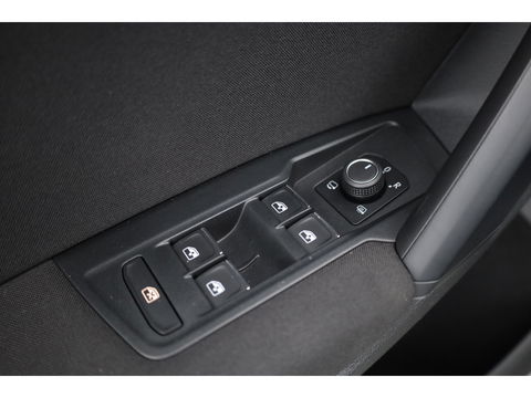 Volkswagen Tiguan 1.5 TSI DSG 150pk | Navi | Camera | Travel Assist | Stoel- Stuurverw. | Dodehoekdet.