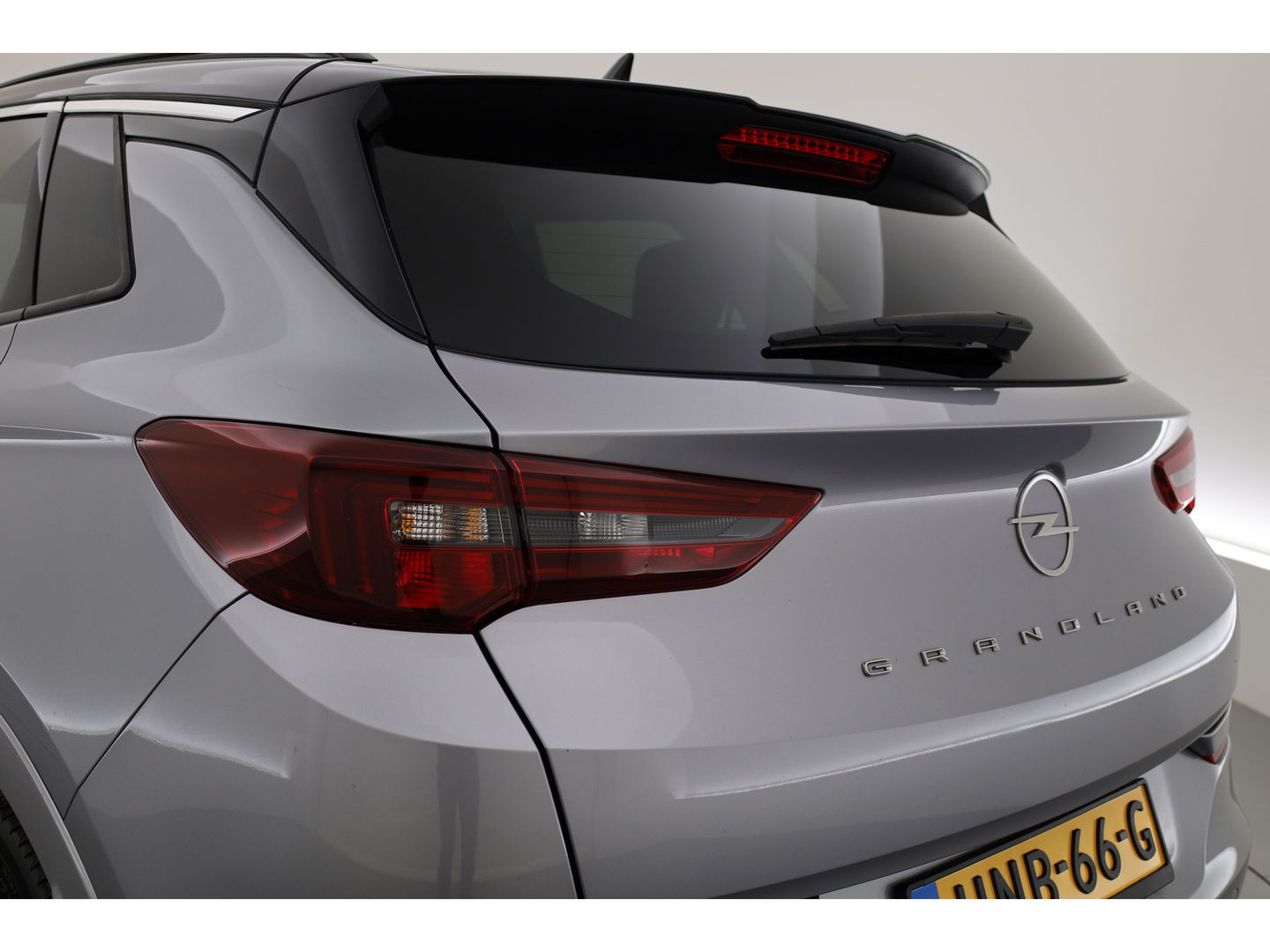 Opel Grandland 1.2 Turbo Ultimate | Navi | Stoel- Stuurverw. | Keyless | Apple Carplay | Dodehoekdet.