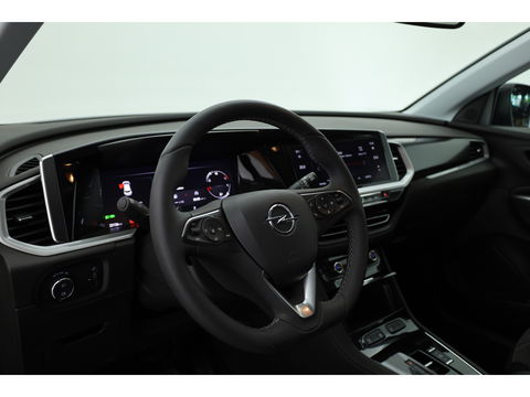 Opel Grandland 1.2 Turbo Ultimate | Navi | Stoel- Stuurverw. | Keyless | Apple Carplay | Dodehoekdet.