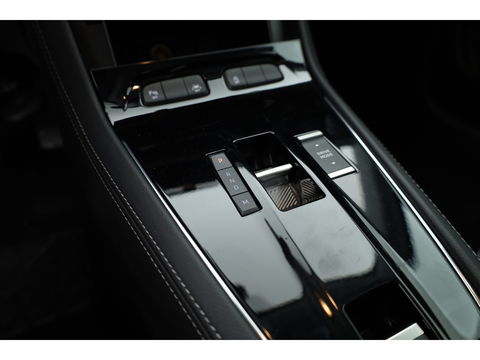 Opel Grandland 1.2 Turbo Ultimate | Navi | Stoel- Stuurverw. | Keyless | Apple Carplay | Dodehoekdet.