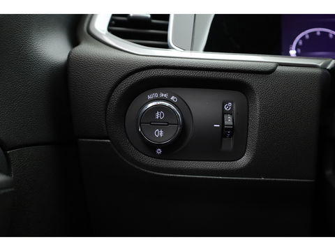 Opel Grandland 1.2 Turbo Ultimate | Navi | Stoel- Stuurverw. | Keyless | Apple Carplay | Dodehoekdet.