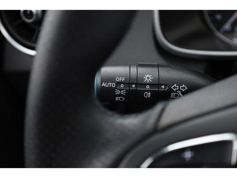 MG ZS EV Luxury 45 kWh | Pano | Camera | Adapt. Cruise | Keyless | Apple CarPlay