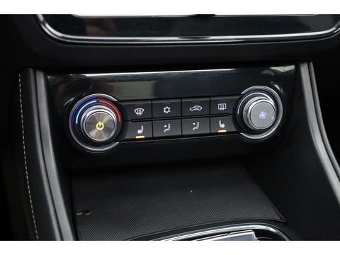 MG ZS EV Luxury 45 kWh | Pano | Camera | Adapt. Cruise | Keyless | Apple CarPlay