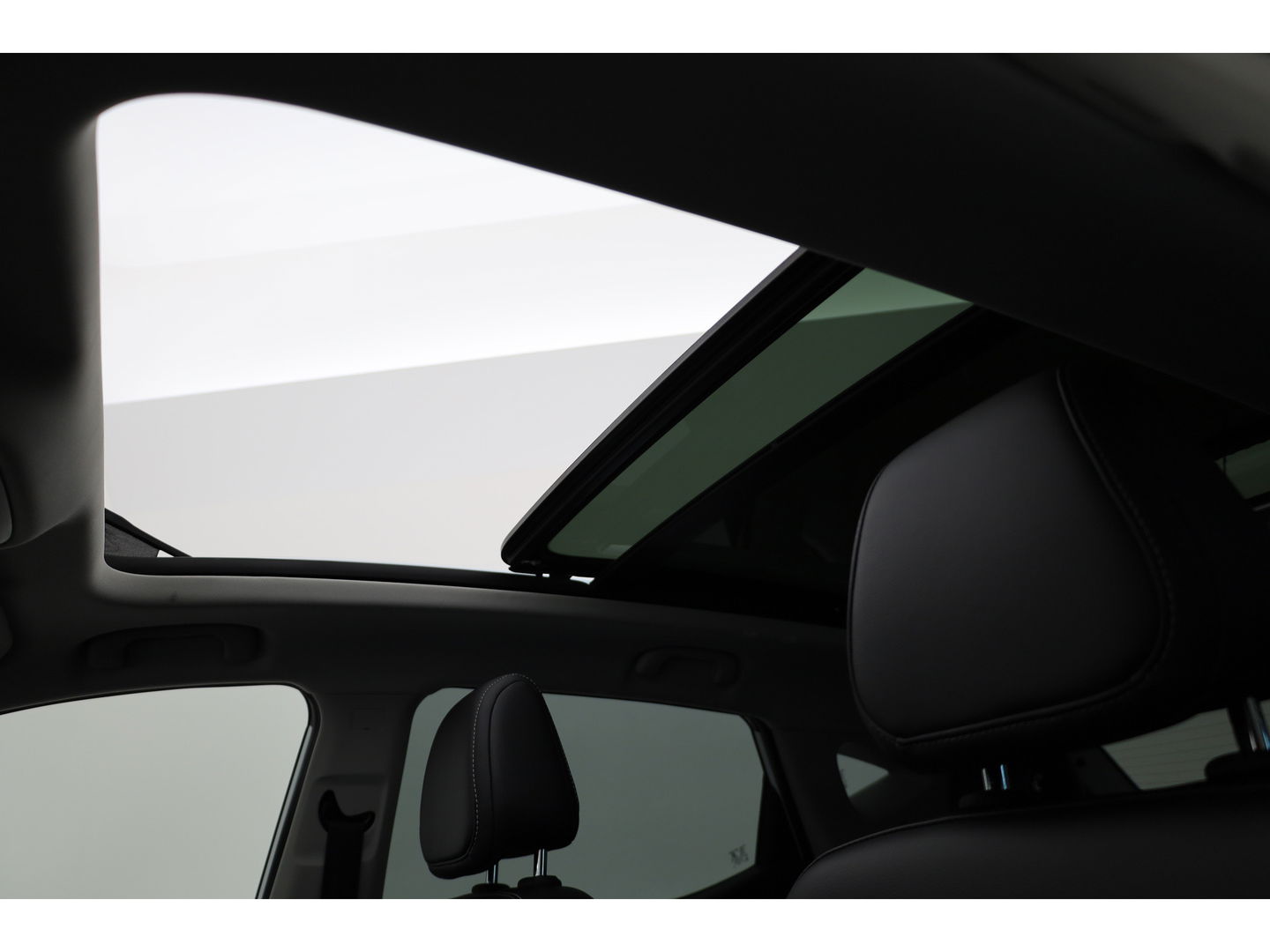 MG ZS EV Luxury 45 kWh | Pano | Camera | Adapt. Cruise | Keyless | Apple CarPlay