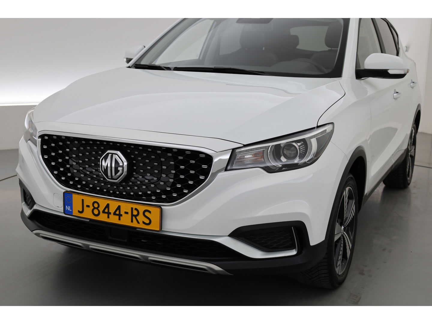 MG ZS EV Luxury 45 kWh | Pano | Camera | Adapt. Cruise | Keyless | Apple CarPlay