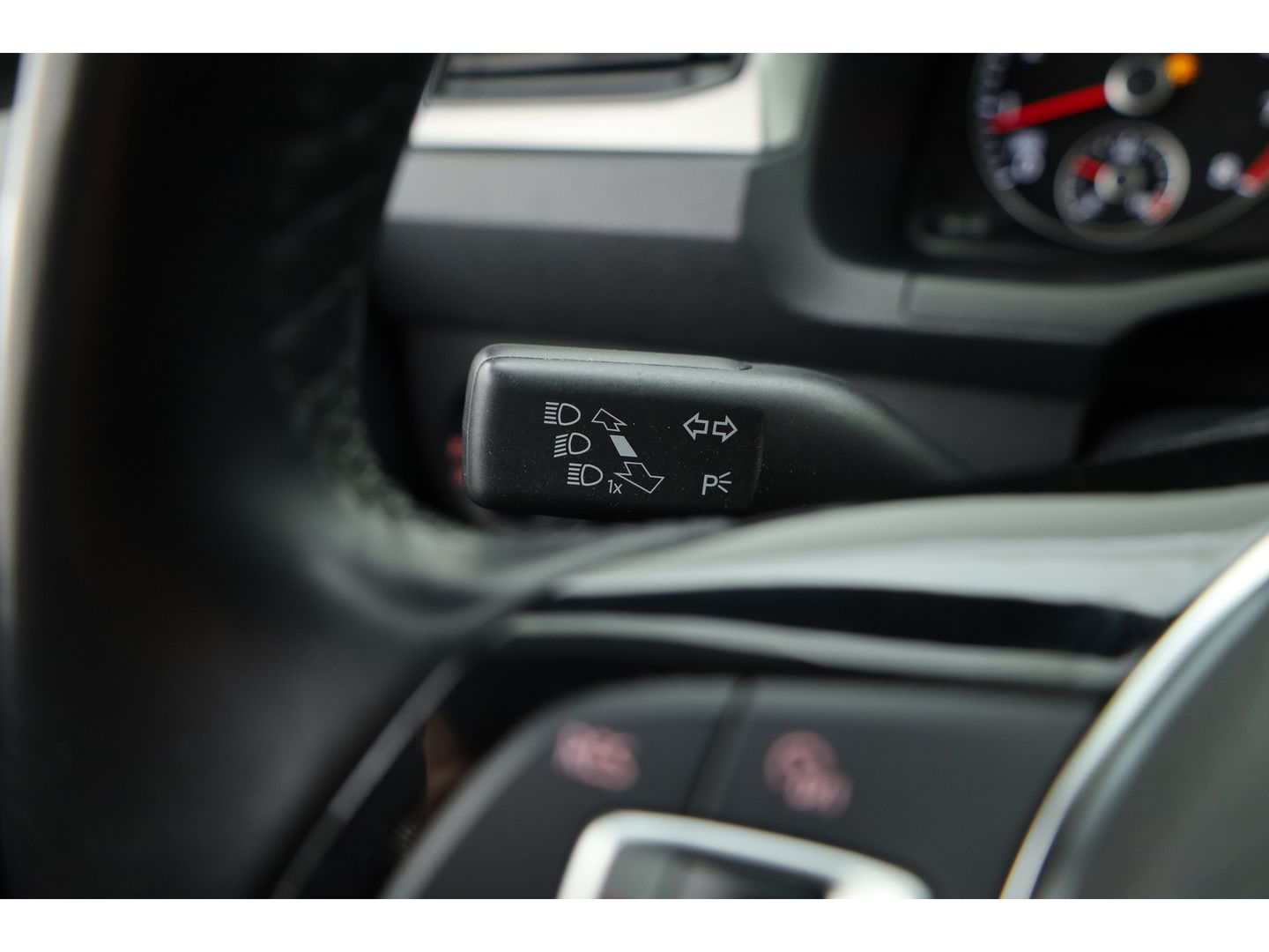 Volkswagen Caddy 1.4 TSI 5 Persoons. | Camera | 2x Schuifdeur | Park Assist | DAB | Navi | Cruise
