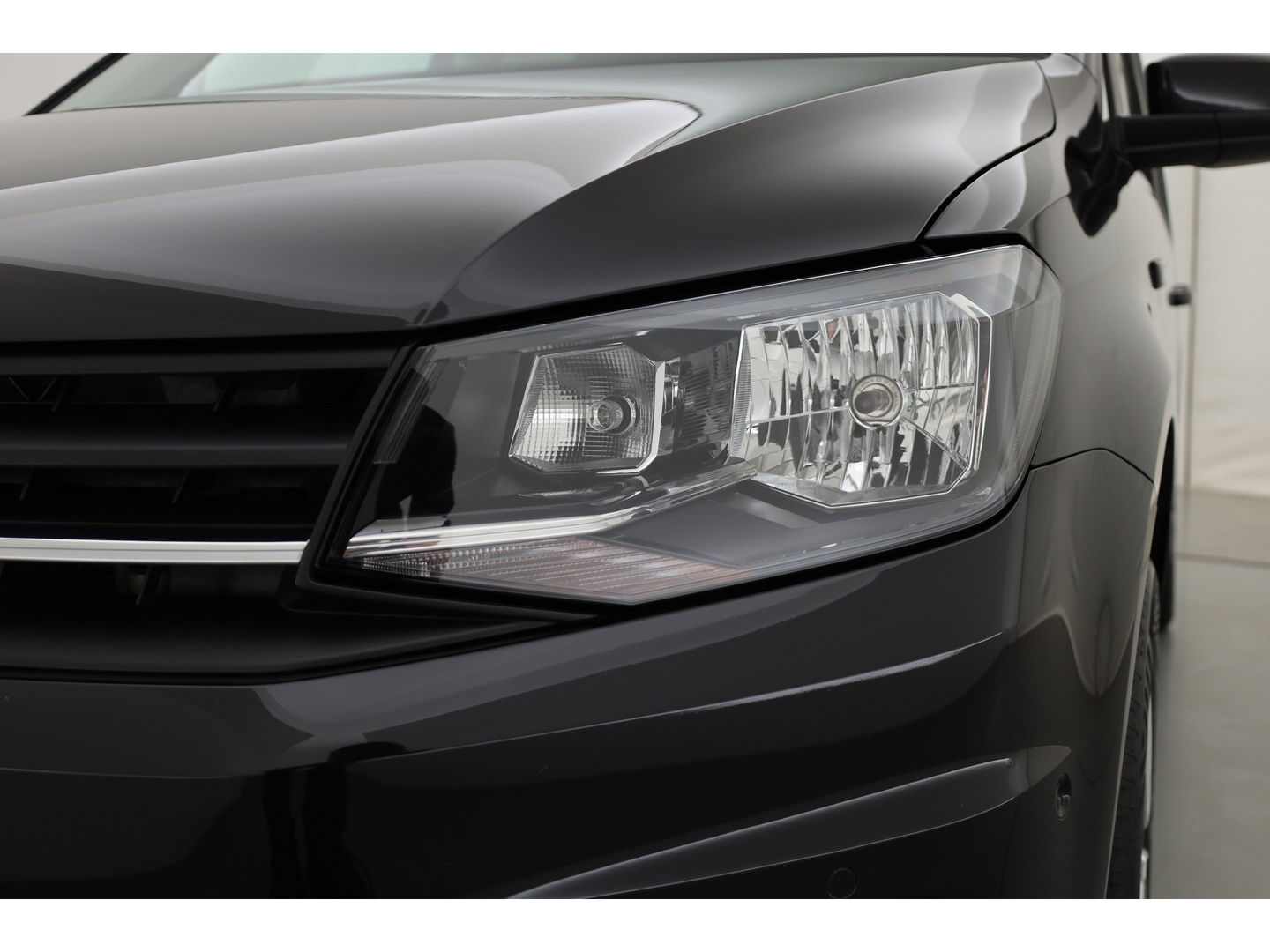 Volkswagen Caddy 1.4 TSI 5 Persoons. | Camera | 2x Schuifdeur | Park Assist | DAB | Navi | Cruise
