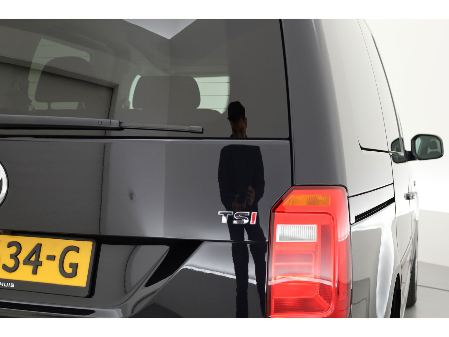 Volkswagen Caddy 1.4 TSI 5 Persoons. | Camera | 2x Schuifdeur | Park Assist | DAB | Navi | Cruise
