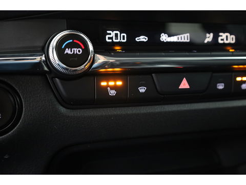 Mazda CX-30 2.0 e-SkyActiv-X M Hybrid Homura | HUD | Adapt. Cruise | Dodehoek | Carplay | Camera | Keyless