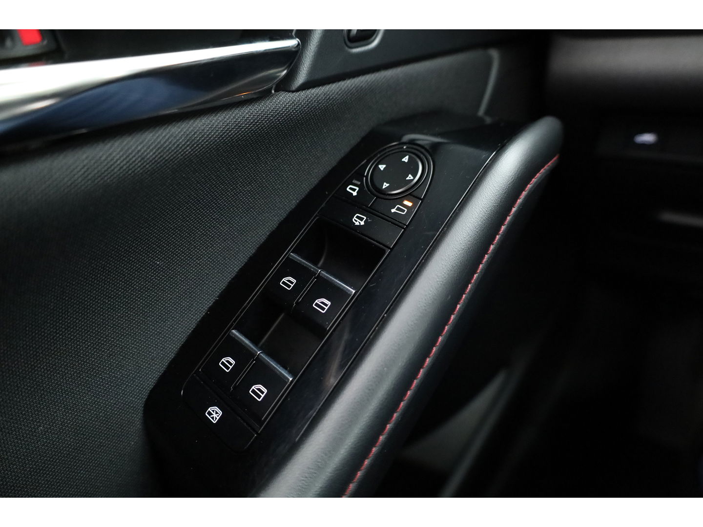 Mazda CX-30 2.0 e-SkyActiv-X M Hybrid Homura | HUD | Adapt. Cruise | Dodehoek | Carplay | Camera | Keyless