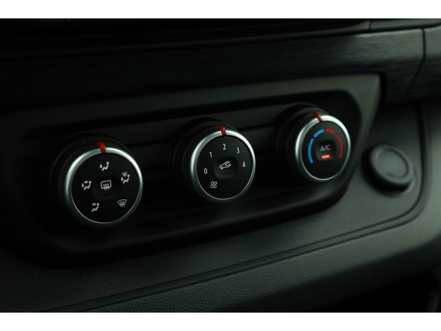 Renault Trafic 2.0 Blue dC1 150pk L2H1 Advance | Camera | Navi | PDC v+a | Apple Carplay/Android Auto | BPM Vrij!