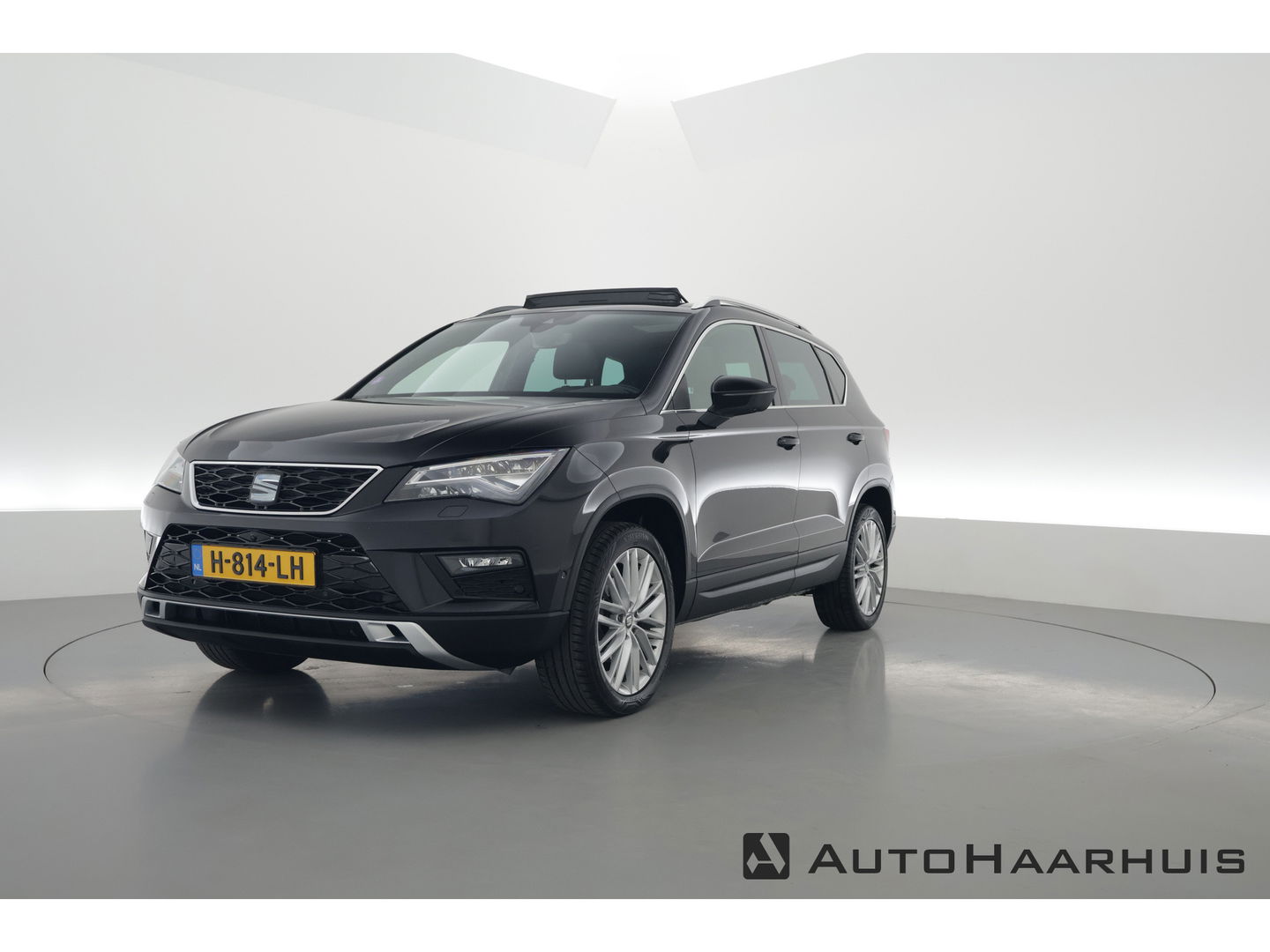 SEAT Ateca 1.5 TSI Xcellence Business Intense | Pano | Trekhaak | Adapt. cuirse | Stoelverw. | CarPlay | Navi