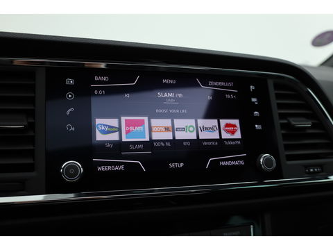 SEAT Ateca 1.5 TSI Xcellence Business Intense | Pano | Trekhaak | Adapt. cuirse | Stoelverw. | CarPlay | Navi