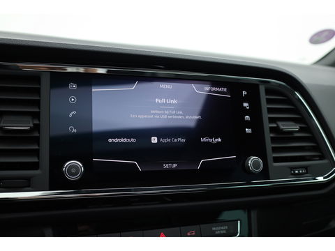 SEAT Ateca 1.5 TSI Xcellence Business Intense | Pano | Trekhaak | Adapt. cuirse | Stoelverw. | CarPlay | Navi
