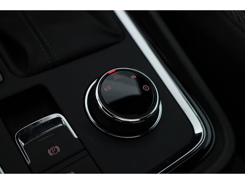 SEAT Ateca 1.5 TSI Xcellence Business Intense | Pano | Trekhaak | Adapt. cuirse | Stoelverw. | CarPlay | Navi