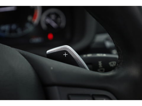 BMW X3 xDrive20d | HUD | Schuif-/kanteldak | Afn. Trekhaak | Camera | Navi | Stoelverw. | LED