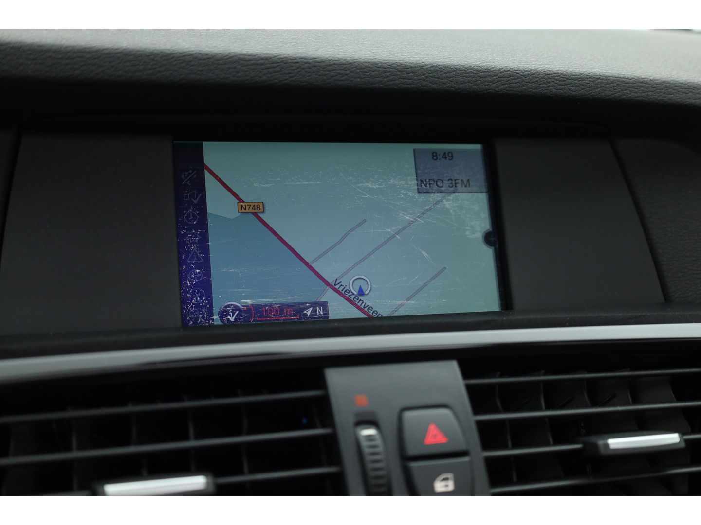 BMW X3 xDrive20d | HUD | Schuif-/kanteldak | Afn. Trekhaak | Camera | Navi | Stoelverw. | LED