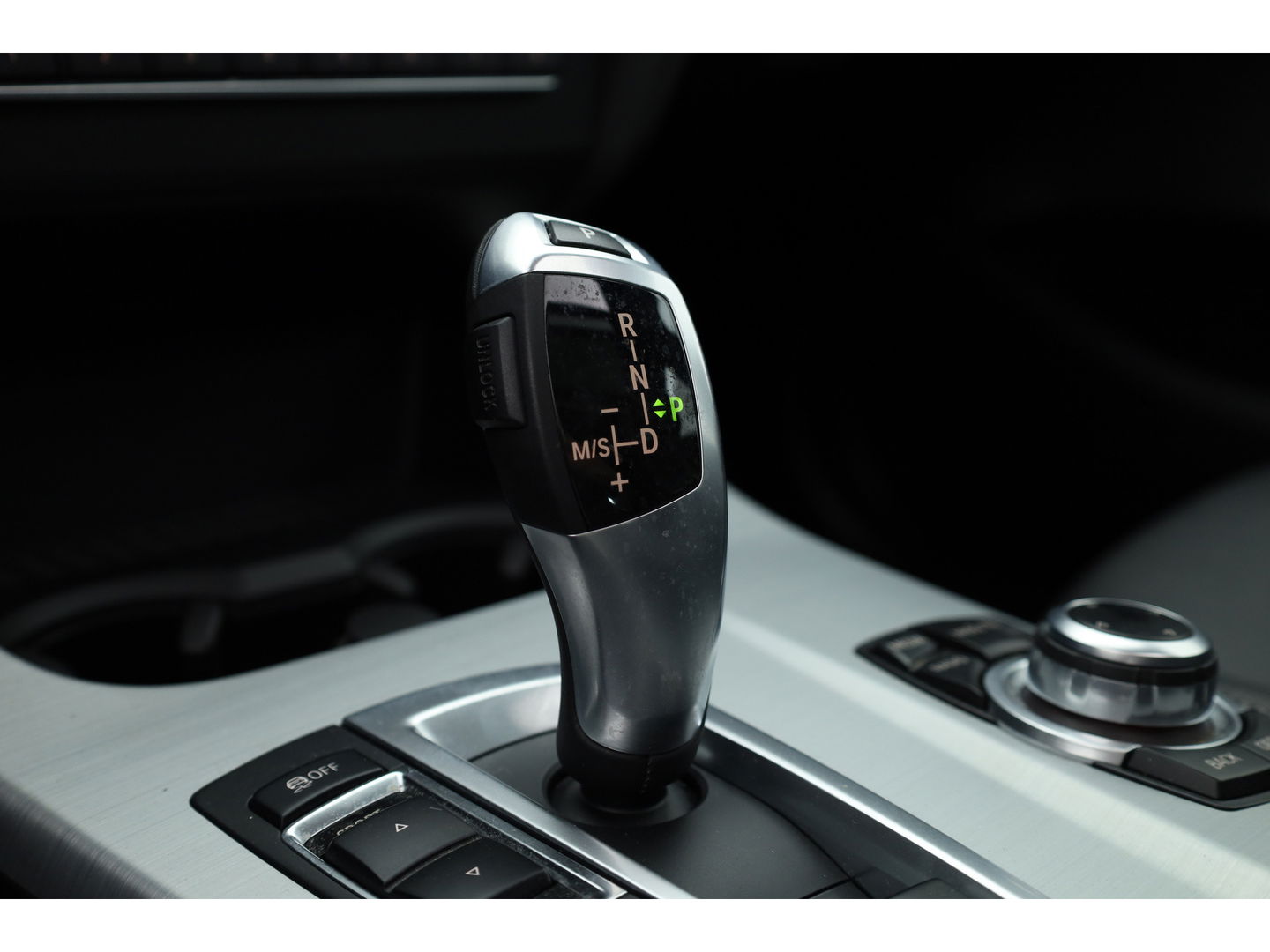 BMW X3 xDrive20d | HUD | Schuif-/kanteldak | Afn. Trekhaak | Camera | Navi | Stoelverw. | LED