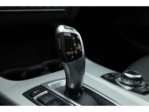 BMW X3 xDrive20d | HUD | Schuif-/kanteldak | Afn. Trekhaak | Camera | Navi | Stoelverw. | LED