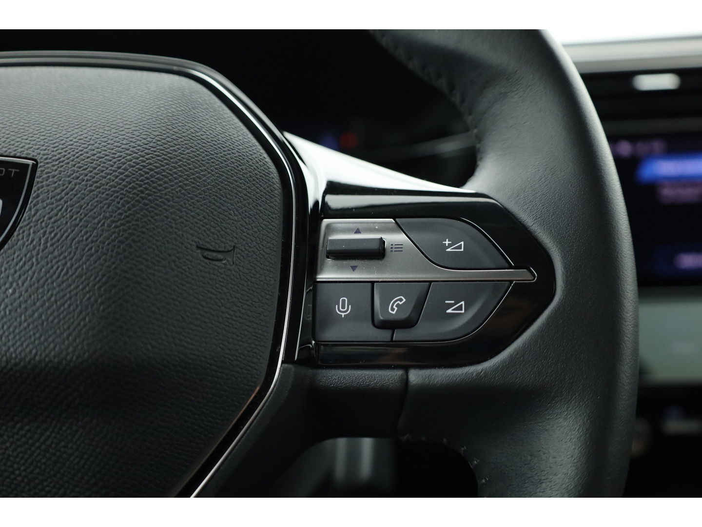 Peugeot 308 1.2 PureTech Allure Pack Business | CarPlay | Camera | Adapt.cruise | LED | Navi