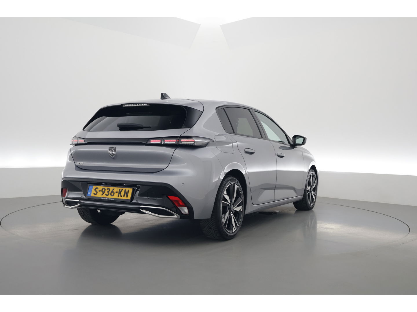Peugeot 308 1.2 PureTech Allure Pack Business | CarPlay | Camera | Adapt.cruise | LED | Navi