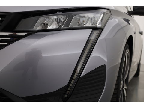 Peugeot 308 1.2 PureTech Allure Pack Business | CarPlay | Camera | Adapt.cruise | LED | Navi