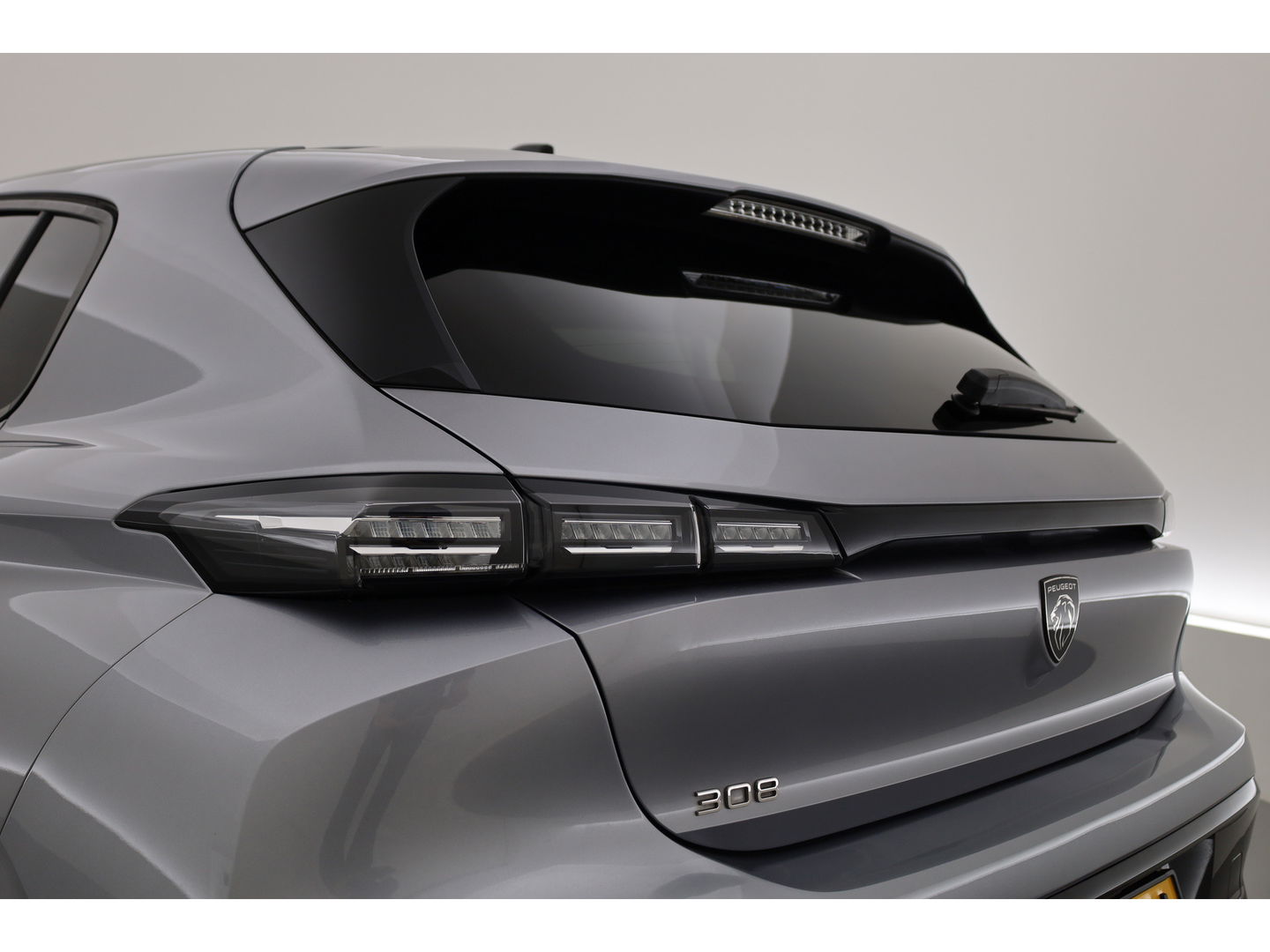 Peugeot 308 1.2 PureTech Allure Pack Business | CarPlay | Camera | Adapt.cruise | LED | Navi