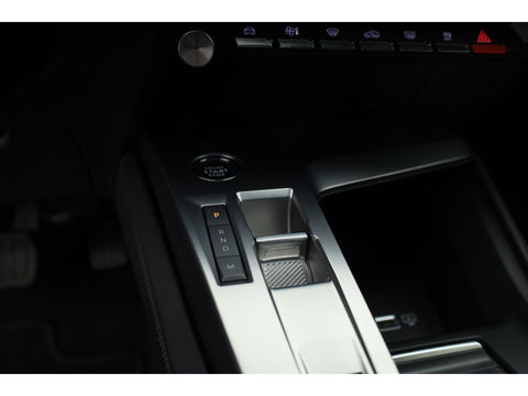 Peugeot 308 1.2 PureTech Allure Pack Business | CarPlay | Camera | Adapt.cruise | LED | Navi