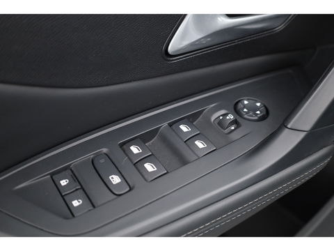 Peugeot 308 1.2 PureTech Allure Pack Business | CarPlay | Camera | Adapt.cruise | LED | Navi