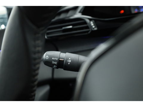Peugeot 308 1.2 PureTech Allure Pack Business | CarPlay | Camera | Adapt.cruise | LED | Navi