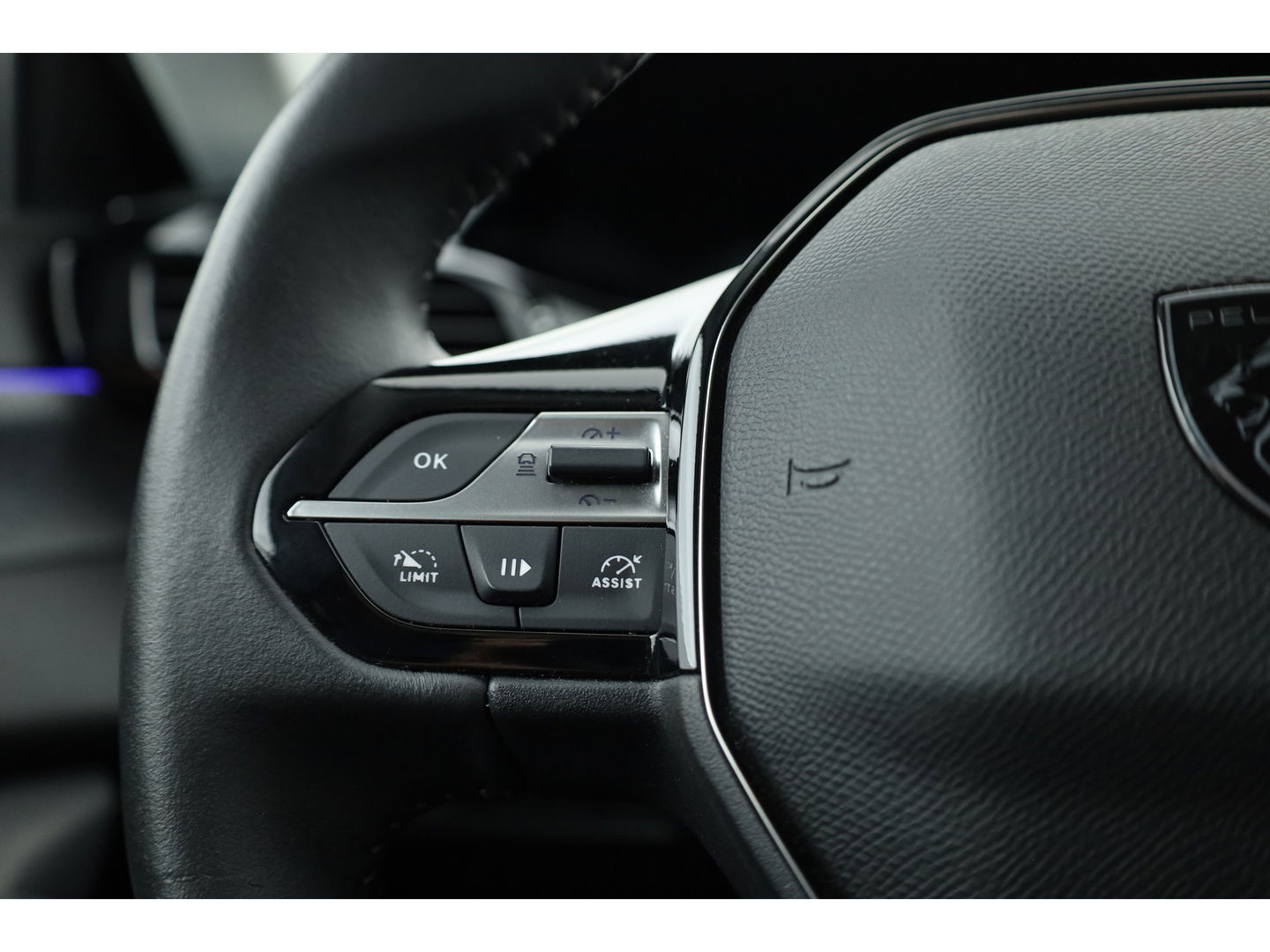 Peugeot 308 1.2 PureTech Allure Pack Business | CarPlay | Camera | Adapt.cruise | LED | Navi