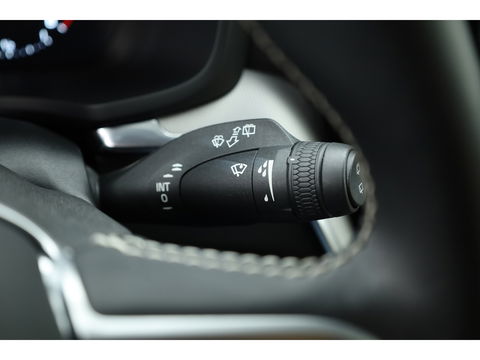 Volvo V60 2.0 T4 Inscription | Navi | Pilot Assist | Bliss |  Stoelverw. | Leder | 19''