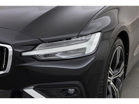 Volvo V60 2.0 T4 Inscription | Navi | Pilot Assist | Bliss |  Stoelverw. | Leder | 19''