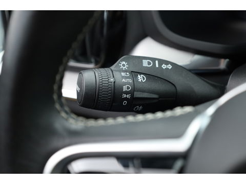 Volvo V60 2.0 T4 Inscription | Navi | Pilot Assist | Bliss |  Stoelverw. | Leder | 19''