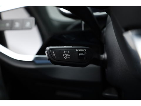 Audi Q3 Sportback 35 TFSI Business Edition | S Line | Navi | Afn. Trekhaak | Adapt. Cruise | Carplay | Camera | Stoelverw.