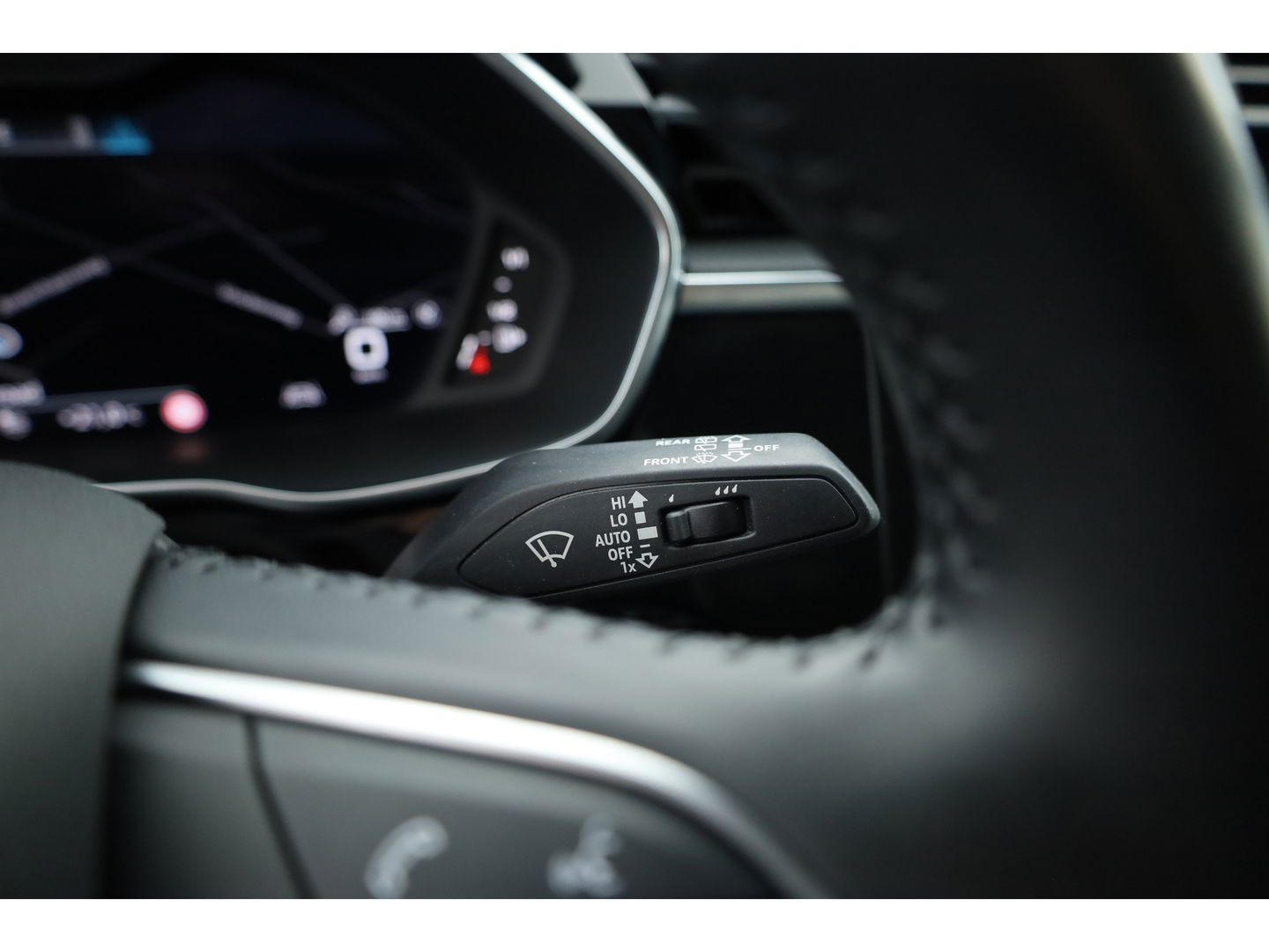 Audi Q3 Sportback 35 TFSI Business Edition | S Line | Navi | Afn. Trekhaak | Adapt. Cruise | Carplay | Camera | Stoelverw.