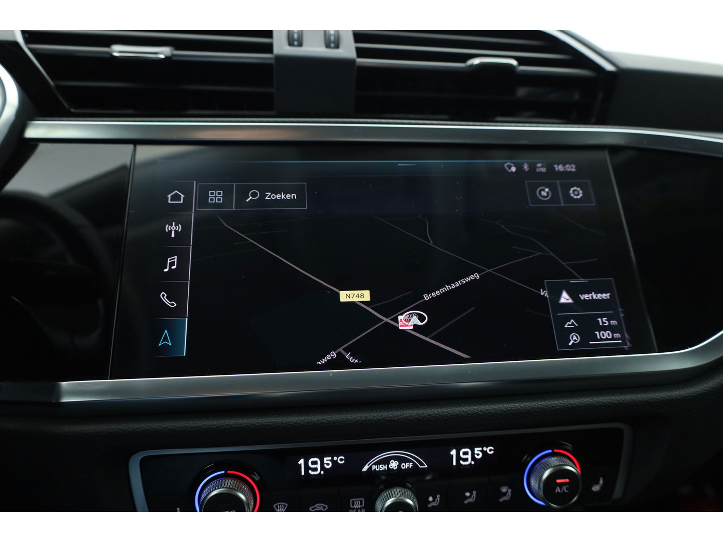 Audi Q3 Sportback 35 TFSI Business Edition | S Line | Navi | Afn. Trekhaak | Adapt. Cruise | Carplay | Camera | Stoelverw.